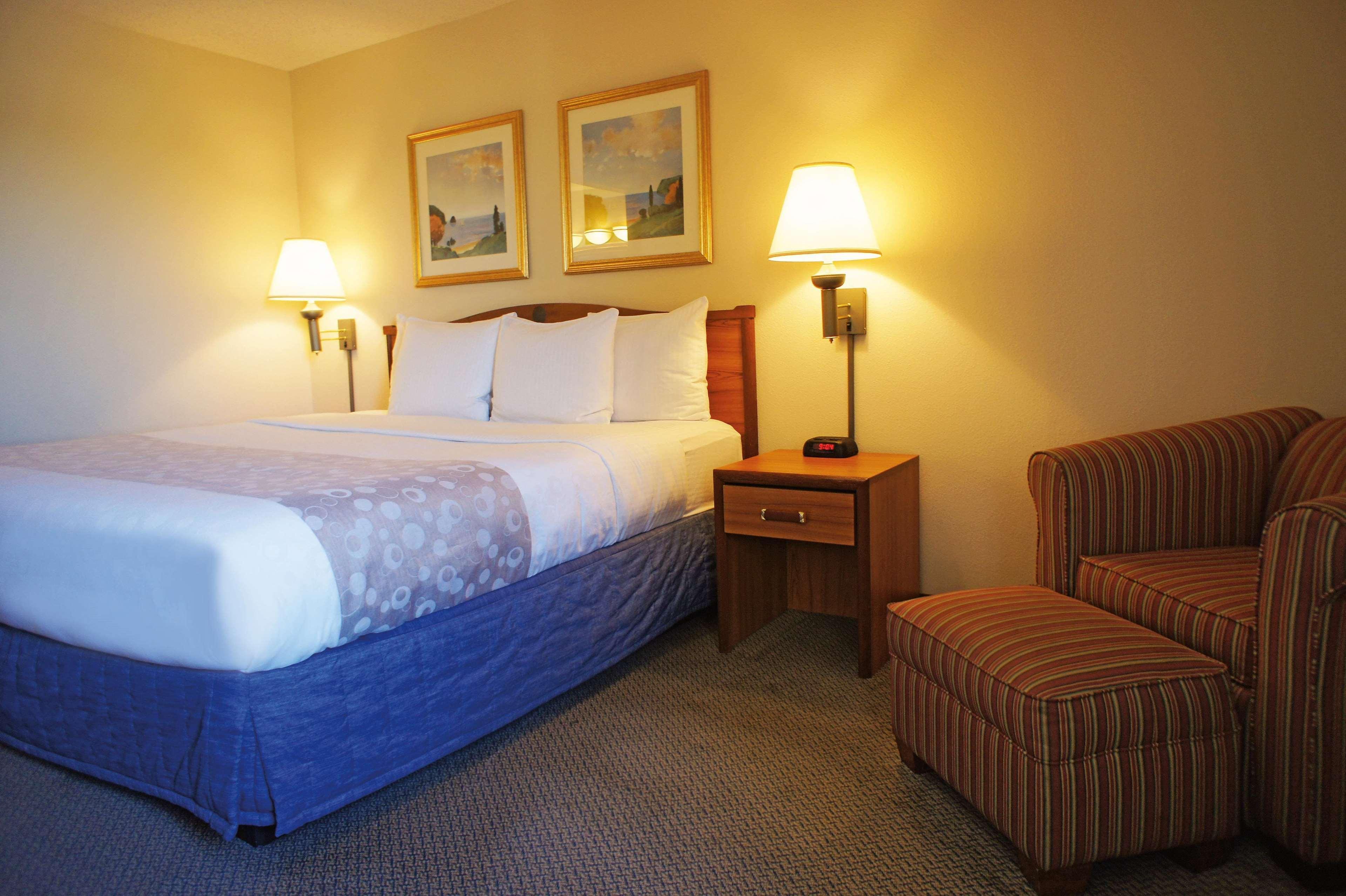 La Quinta & By Wyndham Cruces Organ Mountain 3*