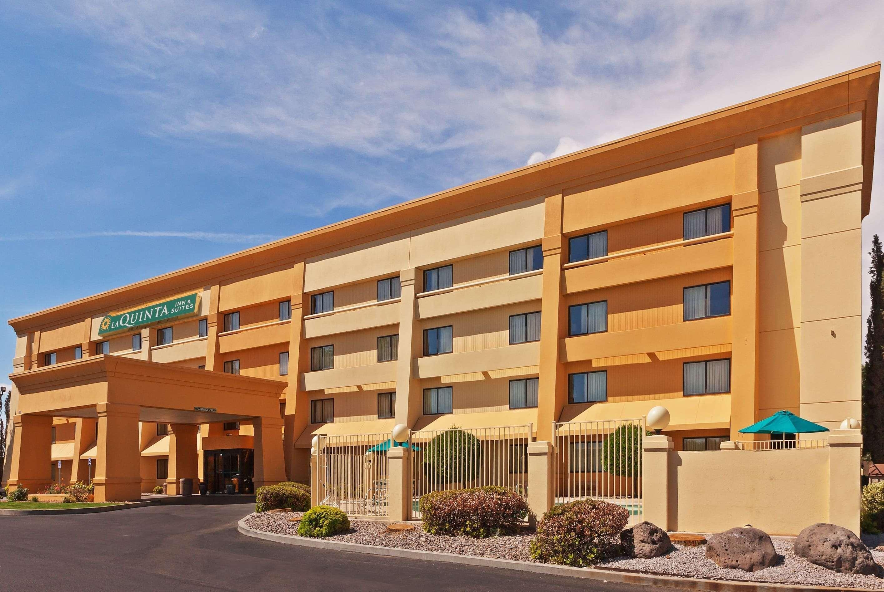 Hotel La Quinta & By Wyndham Cruces Organ Mountain 3*
