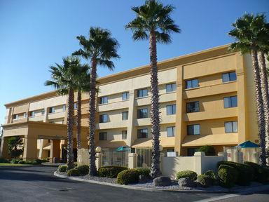 Hotel La Quinta & By Wyndham Cruces Organ Mountain